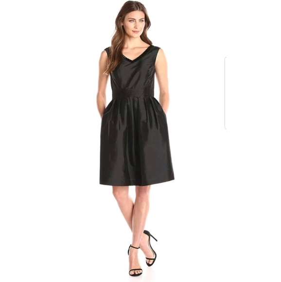 Ellen Tracy Dresses & Skirts - NWOT | Ellen Tracy V Neck Fit & Flare Black Dress